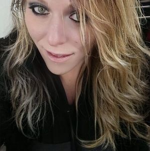 Meet your Posher, Nina